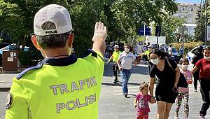 Kahramanmaraş'ta yaya önceliği hakkında bilgilendirme çalışması 