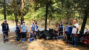 Büyükşehir Tarihi Taşköprü çevresinde temizlik yaptı 