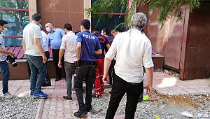 Su deposuna giren 4 işçi yalıtım malzemesinden zehirlendi 