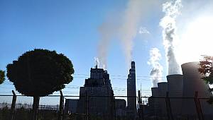 Termik santrali kendi külünden görünmez oldu 