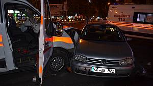 Kahramanmaraş'ta ambulans ile otomobil çarpıştı: 6 yaralı 