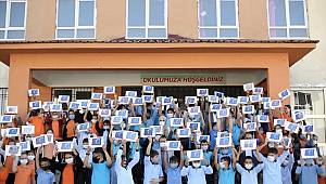 Keşkül Yardım Derneği'nden öğrencilere tablet desteği 