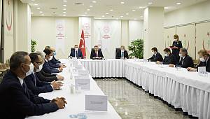 Sağlık Bakanı Koca, 7 ilin sağlık müdürleri ve saha koordinatörleriyle görüştü 