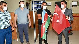 “Türkoğlu'nda, Azerbaycan ve Türk Bayrağı birlikte dalgalanıyor'' 