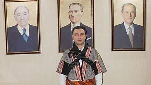 Maraş Bize Mezar Olmadan Düşmana Gülzar Olamaz! 