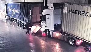 Pamuk balyasının altında kalan şoför öldü 