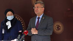 “Virüs bulaşmış bir kişi için karantina süresi 14 gün diye bir şey yok” 