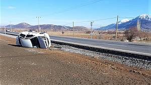 Göksun’da iki otomobil çarpıştı: 4 yaralı 