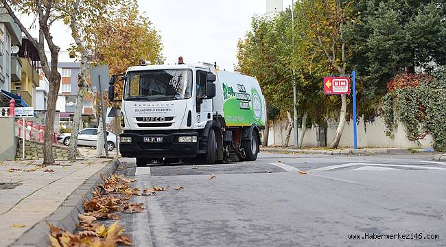 Kısıtlama Günlerinde Cadde ve Sokaklar Özenle Temizlendi