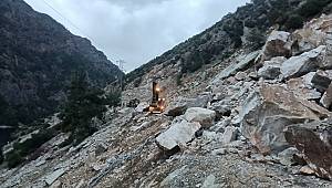 Kahramanmaraş'ta 6 kırsal mahalle yolu ulaşıma kapandı 