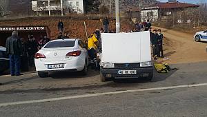 Kahramanmaraş'ta iki otomobil çarpıştı: 9 yaralı 