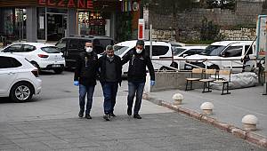 Kahramanmaraş'ta manav ve otopark çalışanını gasbeden iki şüpheli yakaladı