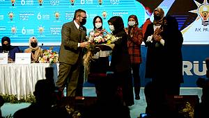 Kendi iradesine sahip çıkmayan kişi siyaset yapamaz 