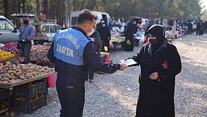 Suriyeli Göçmenler Broşürle Bilgilendirildi 