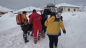 Evinde rahatsızlanan kalp hastasına paletli ambulansla ulaşıldı 