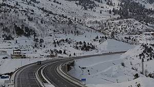 Göksun-Kayseri yolu ulaşıma kapandı 