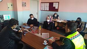 Jandarma’dan öğrencilere trafik semineri 
