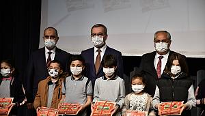 Kahramanmaraş'ta 101 bin öğrenciye 101 bin kitap dağıtıldı 