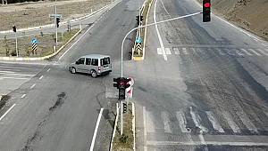 Kural ihlali yapan sürücüler droneden kaçamadı 