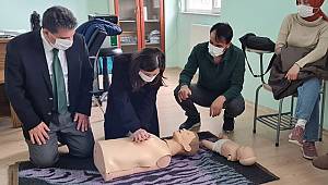 Öğretmen ve idarecilere ilk yardım eğitimi