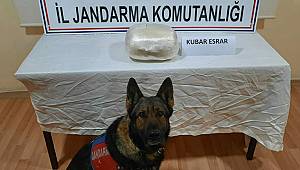 Otomobilde 2 kilogram uyuşturucu bulundu 