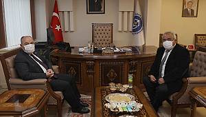 Vali Ömer Faruk Coşkun KİÜ’yü ziyaret etti