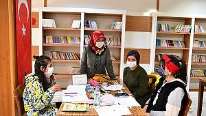 Yüksek lisansı yarıda kalan Ayşe Sofioğlu, 28 Şubat sürecini hüzünle hatırlıyor 