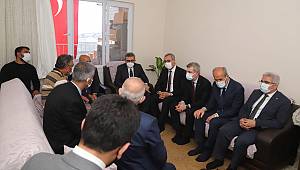 AK Parti Grup Başkanvekili Mahir Ünal, Kahramanmaraş'ta şehit ailelerini ziyaret etti 
