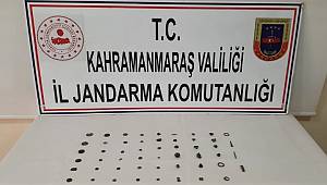 Tarihi eserleri satmak için müşteri ararken jandarmaya yakalandı 