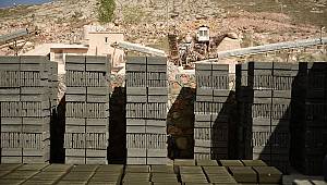 3 yıl içerisinde 2 milyon metre kare kilit parke döşeyeceğiz 