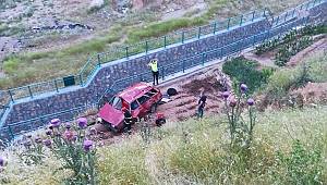 Kahramanmaraş'ta dere yatağına devrilen otomobildeki 7 kişi yaralandı 