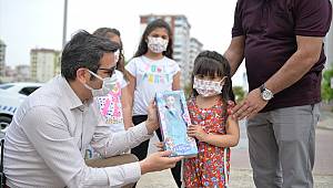 Kahramanmaraş'ta sokakta görevli polislere 