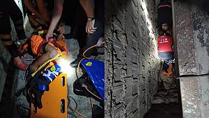 Köpeklerden kaçmak isteyen çocuk inşaat boşluğuna düştü 