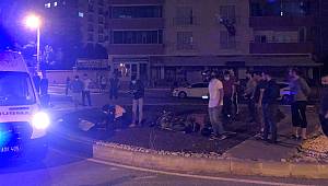 Motosikletiyle bordur taşlarına çarpan sürücü yaralandı 