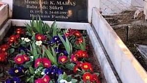 Şehit Adem Kutlu şehadetinin seneyi devriyesinde mezarı başında anıldı 