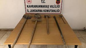 Yasakta define ararken yedikleri cezayla ceplerindeki paradan oldular 