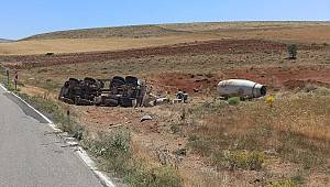 Kahramanmaraş’ta beton mikseri devrildi