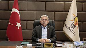 AK Parti Dulkadiroğlu İlçe Başkanı Avşaroğlu: Bayrağı için canını hiçe sayan bir milletiz 