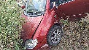 Göksun’da otomobil yoldan çıktı: 3 yaralı 