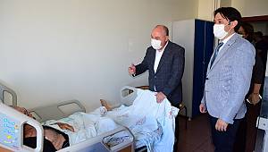Vali Coşkun’dan Güvenlik Güçlerine ve Sağlık Çalışanlarına Bayram Ziyareti
