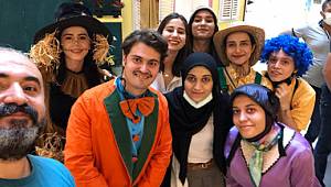 Minikler Çocuk Tiyatrolarına Hayran Kaldı 