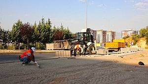 Üniversite Güzergâhının Yaya Yolu Sorunu Çözülüyor 