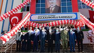 Dulkadiroğlu Belediyesi İhtiyaç Sahibi Öğrencilere Kırtasiye Yardımında Bulundu