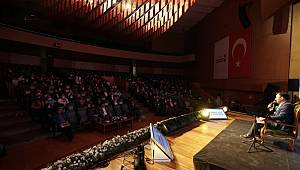 Edebiyatın Başkentinde Şiirde Buluştular