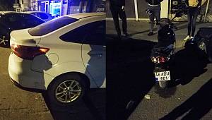 Motosiklet park halindeki otomobile çarptı: 1 yaralı