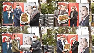 Türkoğlu'nda Toprağa Emek Veren Çiftçilere Fidan Desteği