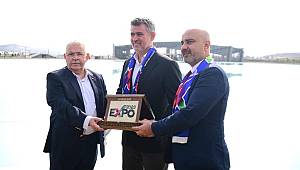 Başkan Mahçiçek Türkiye Barolar Birliği Başkanı Metin Feyzioğlu’nu Expo 2023 alanında ağırladı 