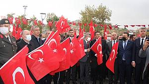Bayrak’ olayının yıl dönümü Kalede bir kere daha yaşandı...