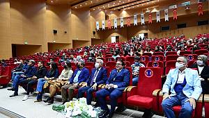 Duayen Gazeteci-Televizyoncu Murat Birsel Tecrübelerini KSÜ Öğrencileriyle Paylaştı