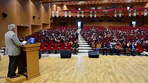 KSÜ’de Düzenlenen Konferansta Tüm Yönleriyle Karabağ Zaferi Konuşuldu